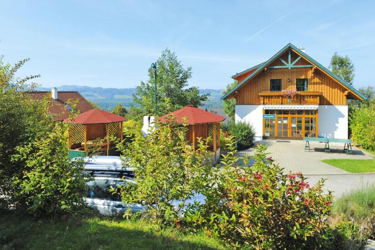 Holiday Village, Schlierbach Екстер'єр фото